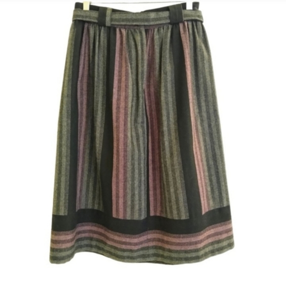 Vtg 100% Wool Belted Skirt - Picture 6 of 9